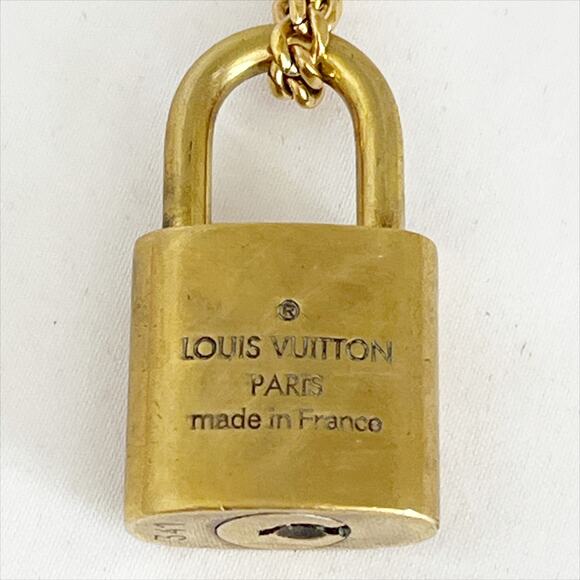 LOUIS VUITTON #341 Lock Only on Cuban Link 21" Chain Necklace 18k Gold Plated - Picture 6 of 9